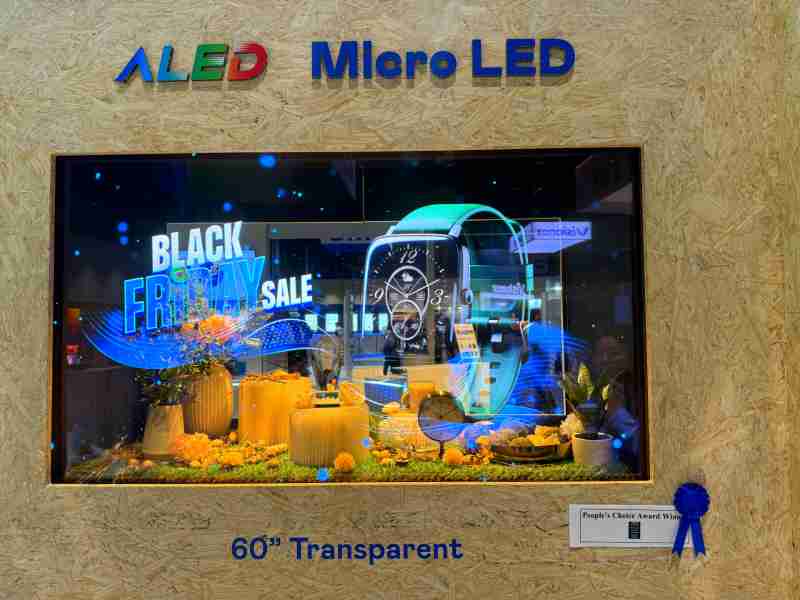 彩神vll60吋高透明度Micro LED显示器获”最佳Micro LED技术应用奖”，，，，将Micro LED面板透明化之设计特性极致发挥，，，，以可扩展性无缝拼接技术打造，，，，具备600 nits全画面亮度、、、、大于60%穿透率及超过NTSC 110%的优异广色域表现，，可依需求灵活应用于各种场域
